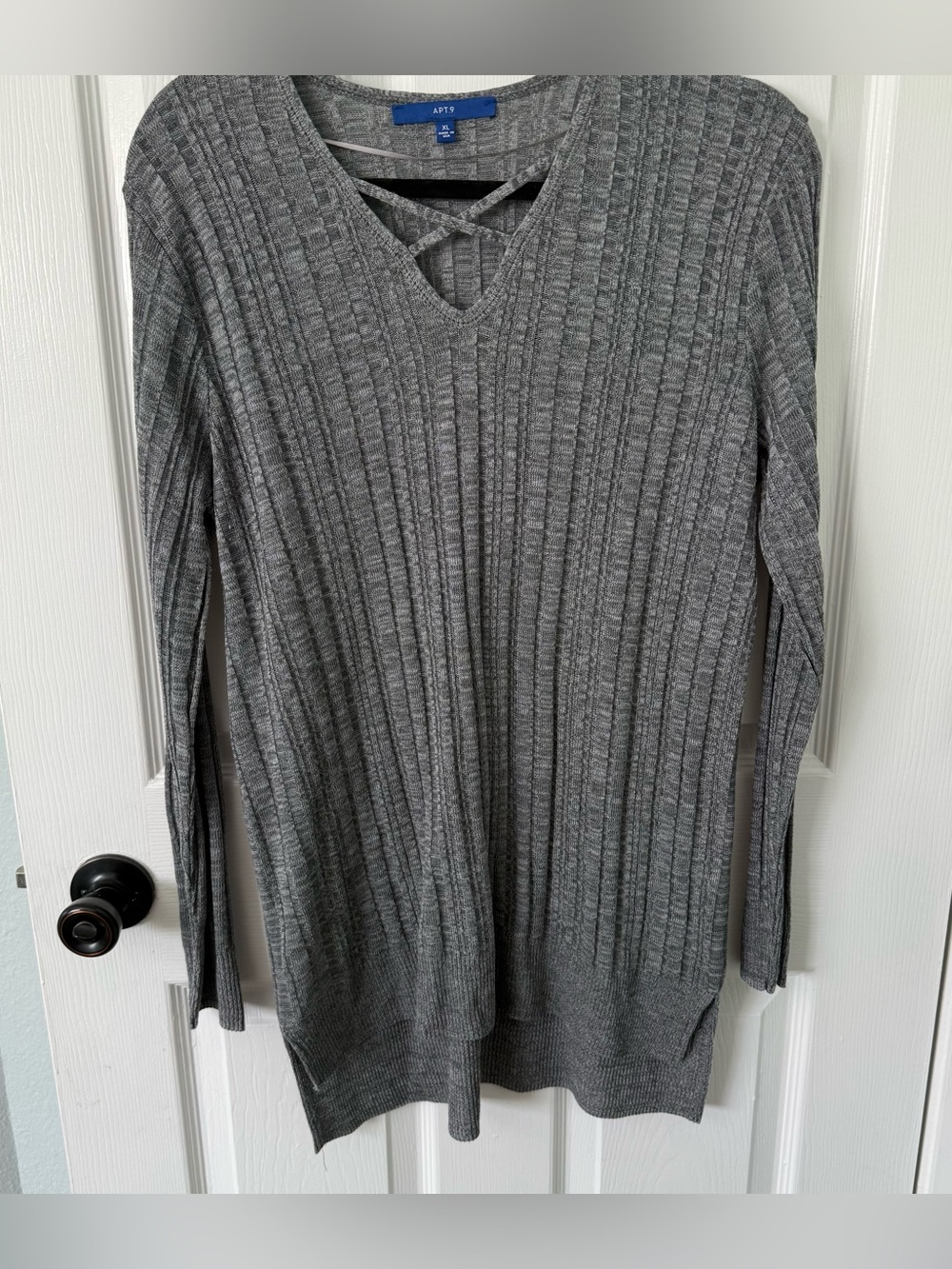 Apt. 9 Criss Cross Neckline Sweater Gray XL